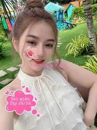 Bé Yến Nhi