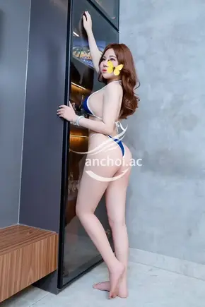 Trinh photo 9