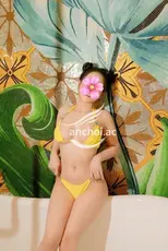 Huyền My photo 30
