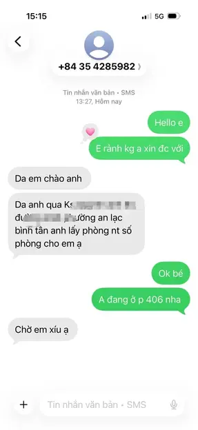 Gia Hân activity photo 6